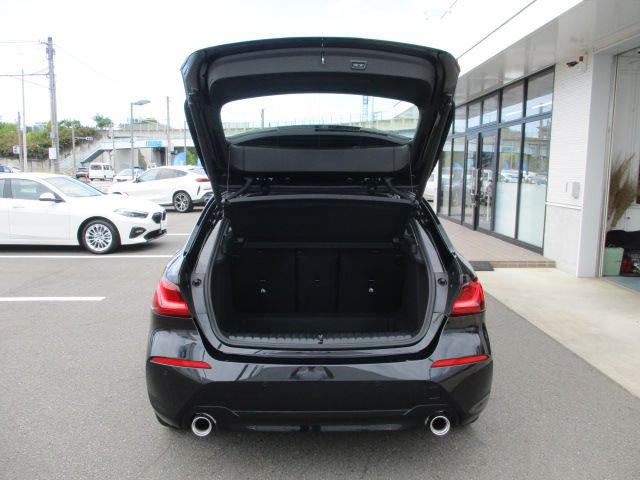 F40 118d Sports Hatch 5-door B47 2.0d