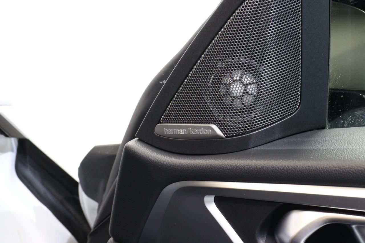 G26 i4 M50 RHD