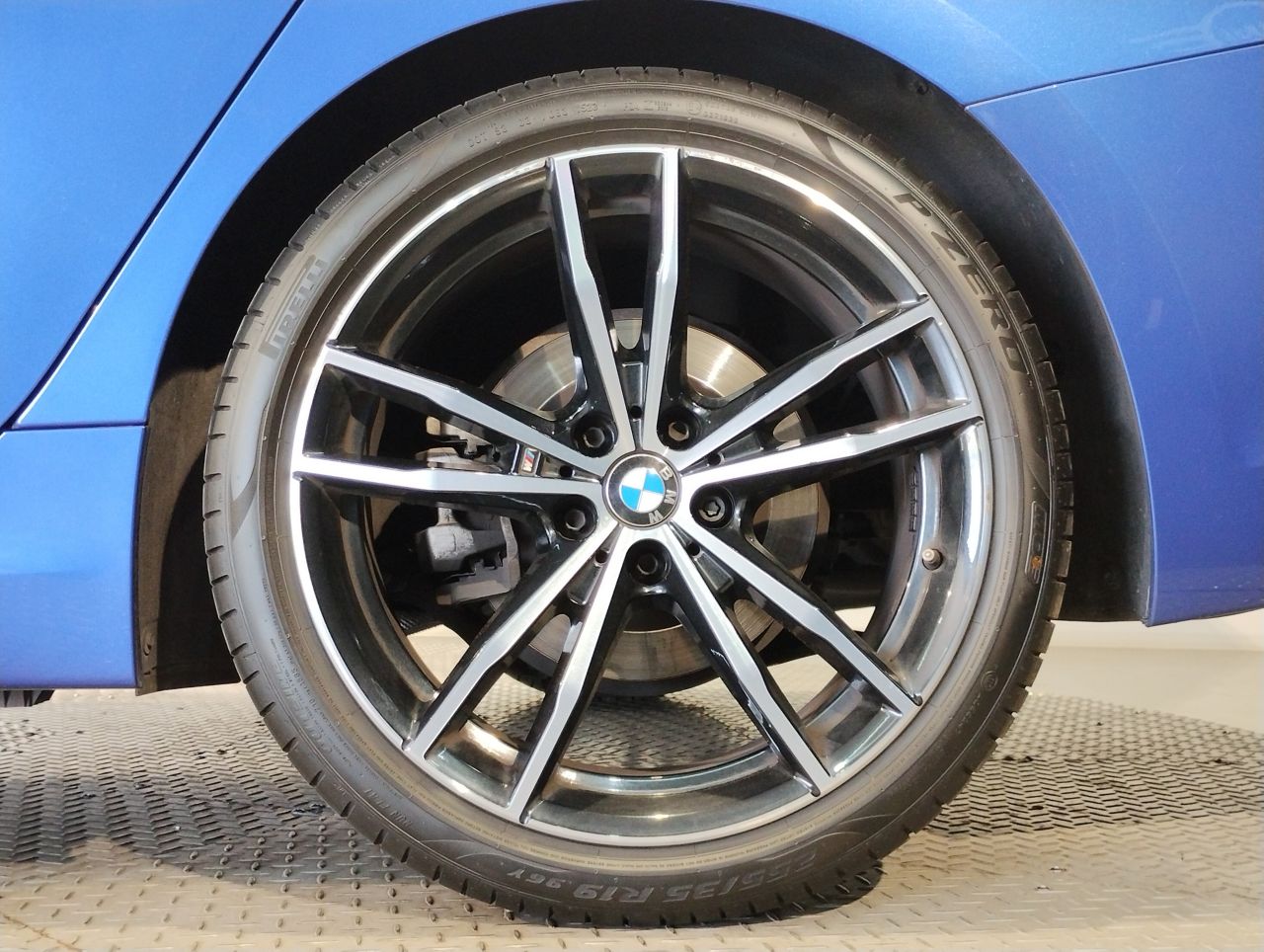 G21 320i RHD