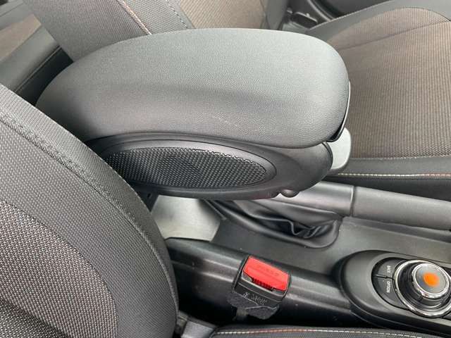 F55 MINI Cooper 5-Door Hatch LCI