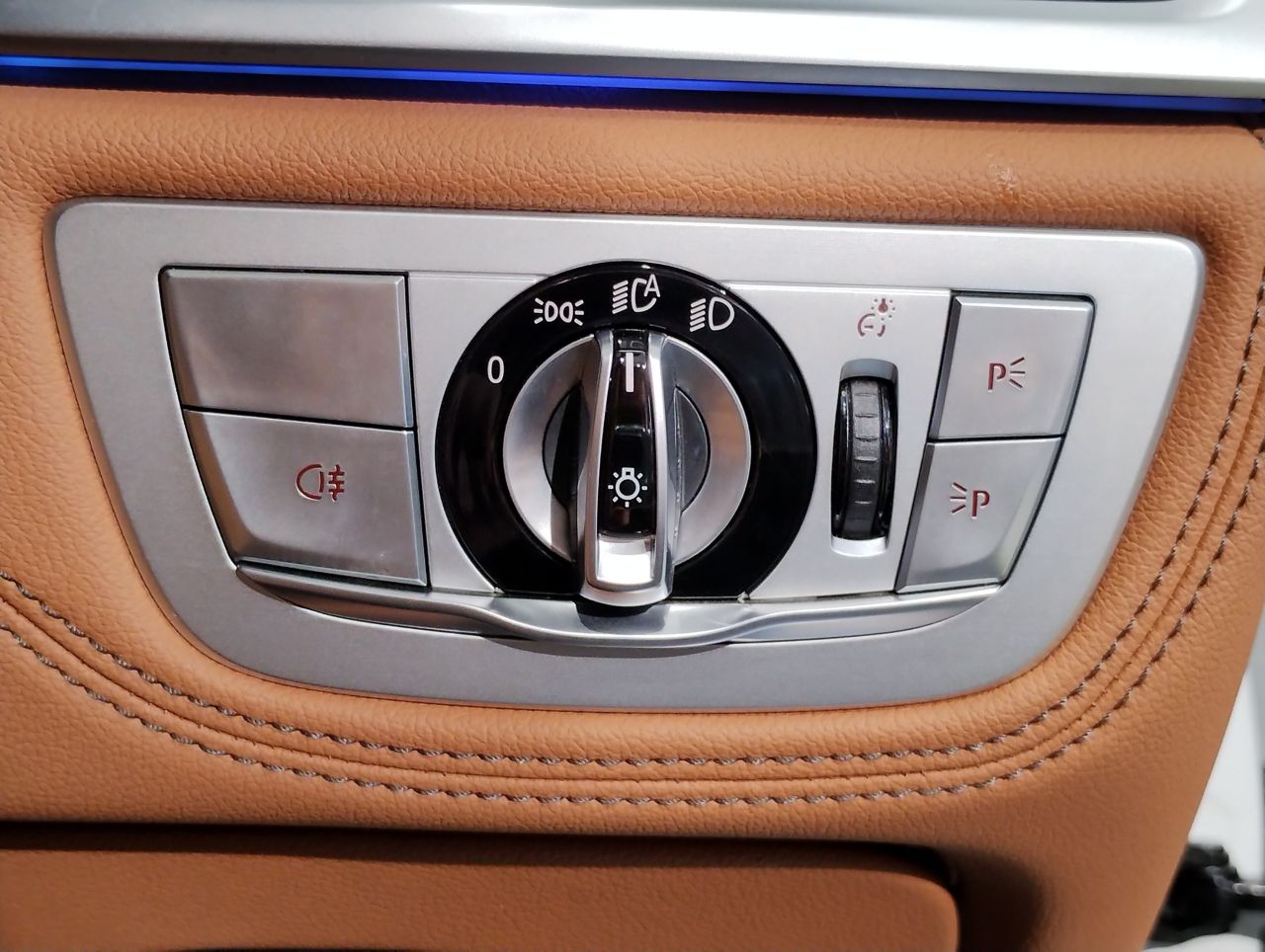 G11 740d xDrive Saloon RHD