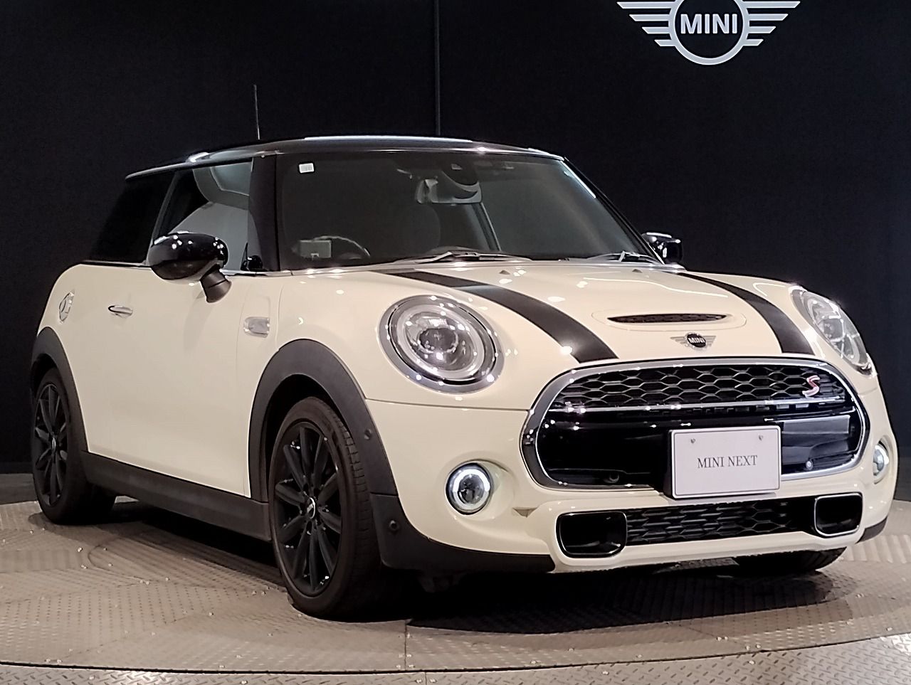 F56 COOPER S D(AT)