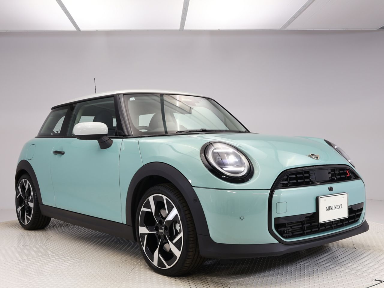 F66 MINI Cooper S 3Dr