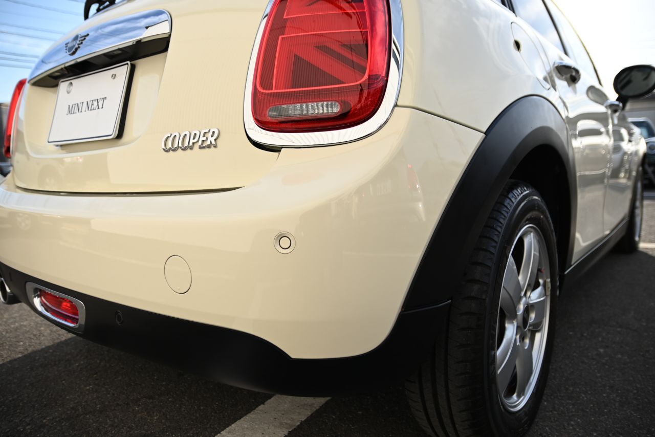 F55 MINI Cooper 5-Door Hatch LCI