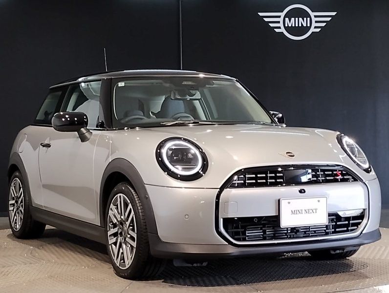 F66 MINI Cooper S 3Dr