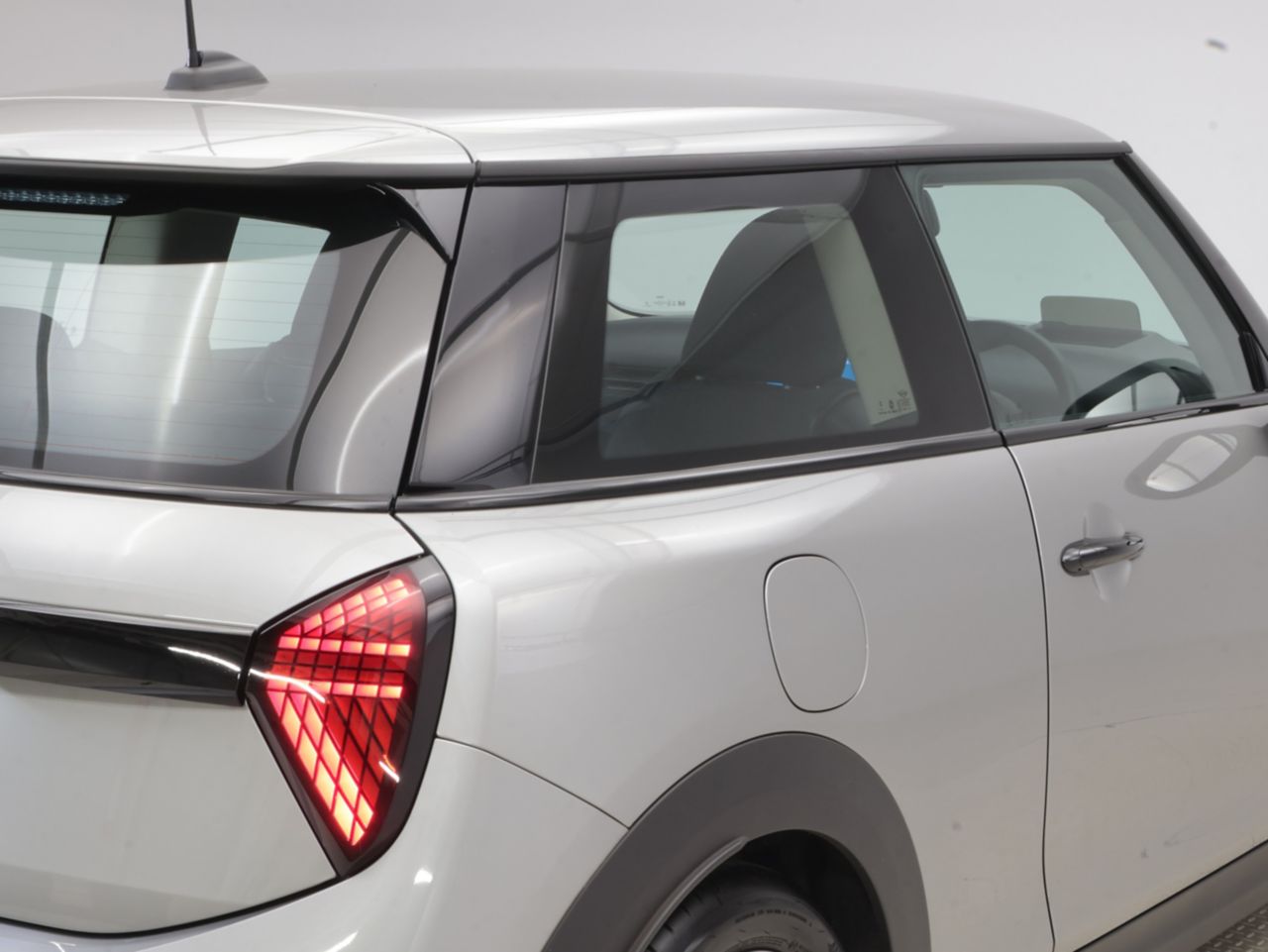 F66 MINI Cooper C 3Dr