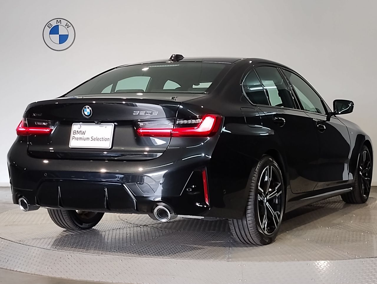 320d xDrive Berline RHD