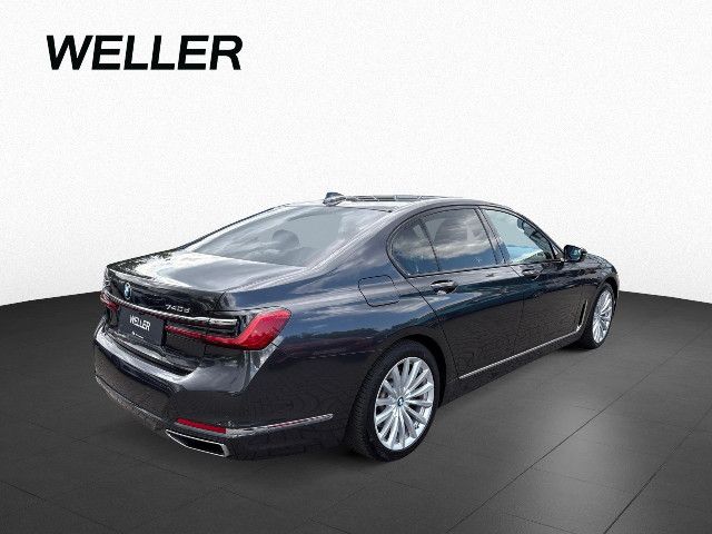 BMW 740