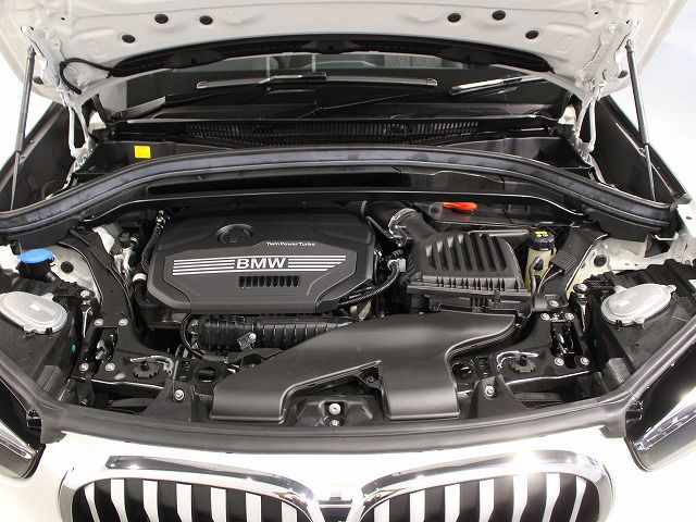 X1 sDrive18i RHD