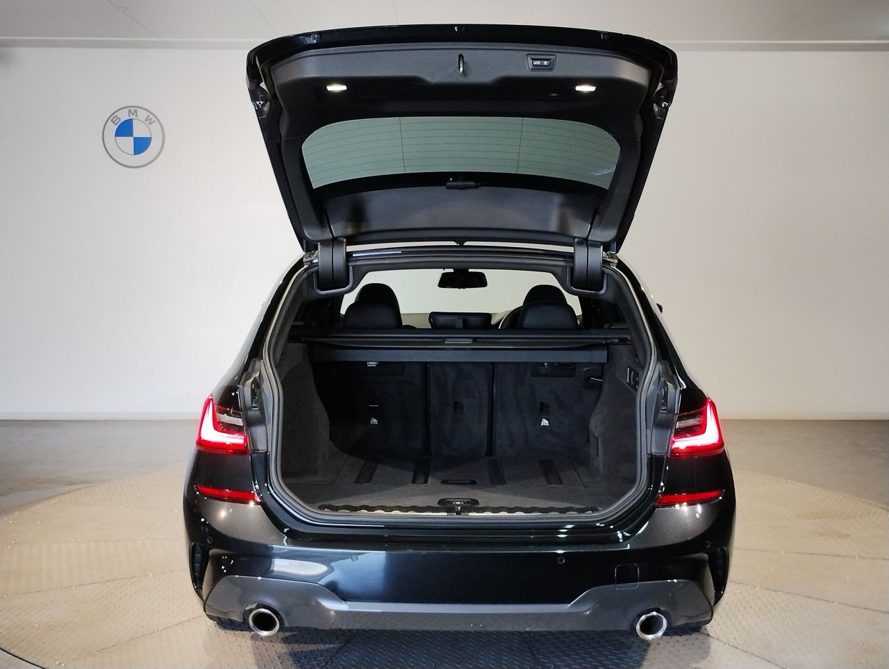 G21 318i Touring
