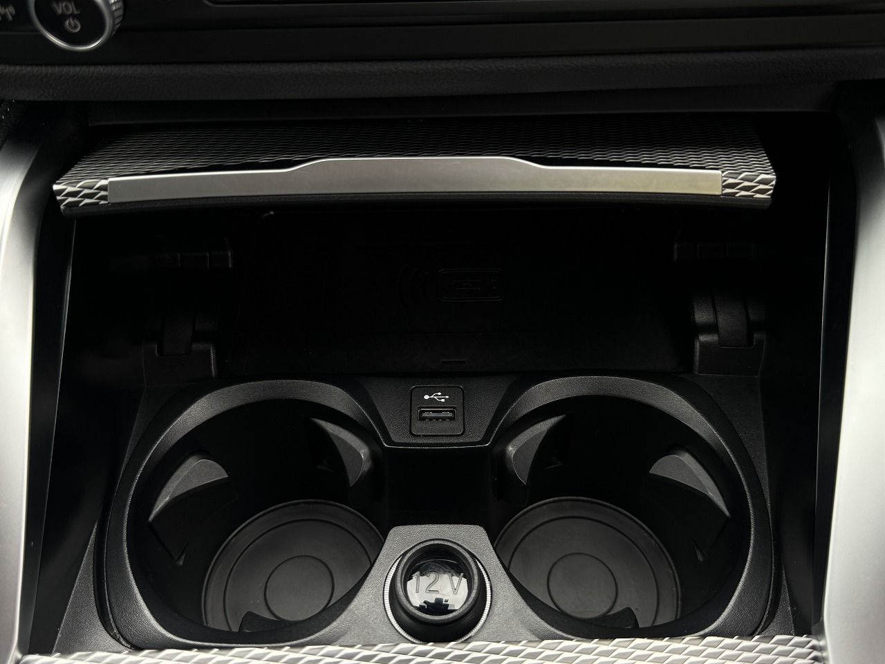 G26 420d xDrive Gran Coupe RHD