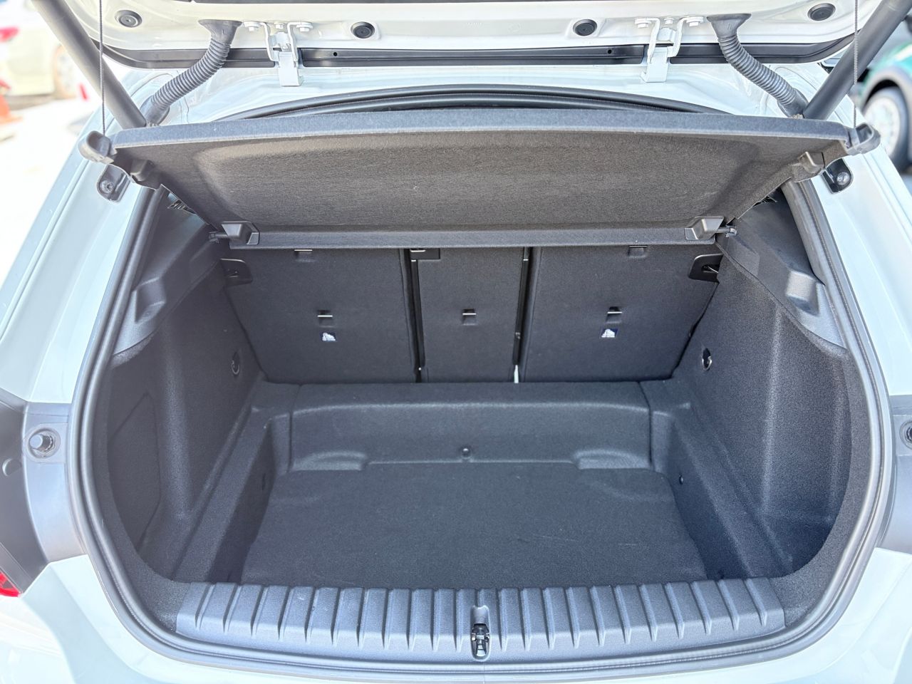 F40 118d Sports Hatch 5-door B47 2.0d