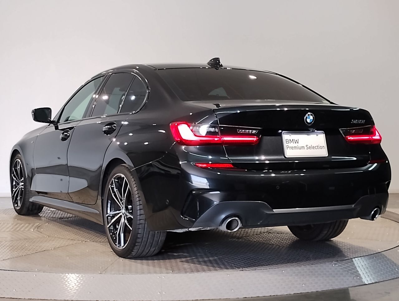 G20 320i Saloon RHD MX