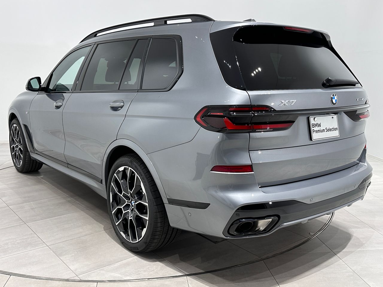 X7 xDrive40d RHD US