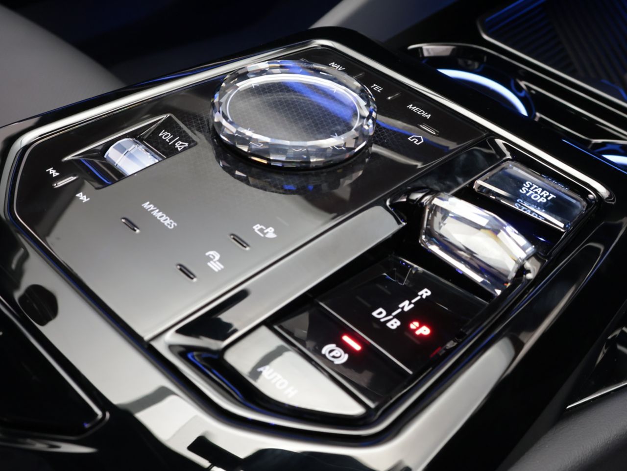 BMW i5 M60 xDrive Sedan RHD
