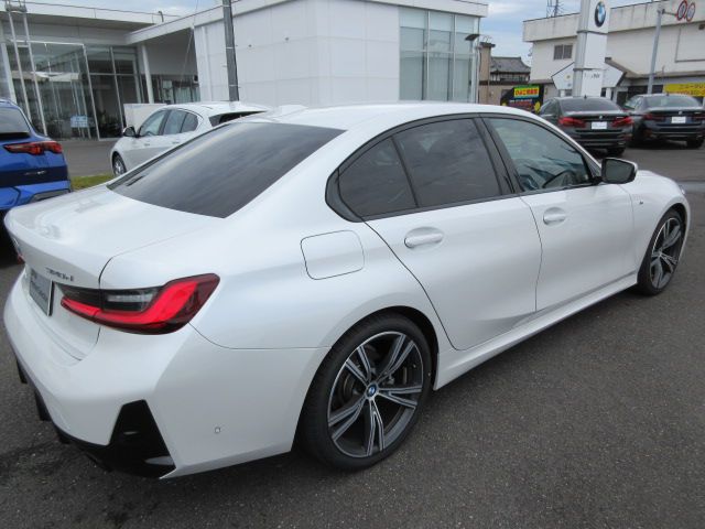 320d xDrive Berline RHD