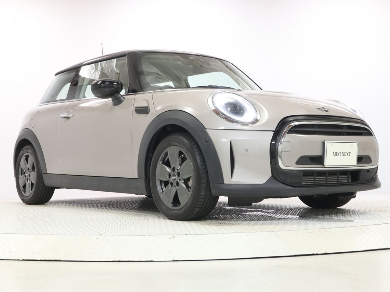 MINI Cooper F56 RHD