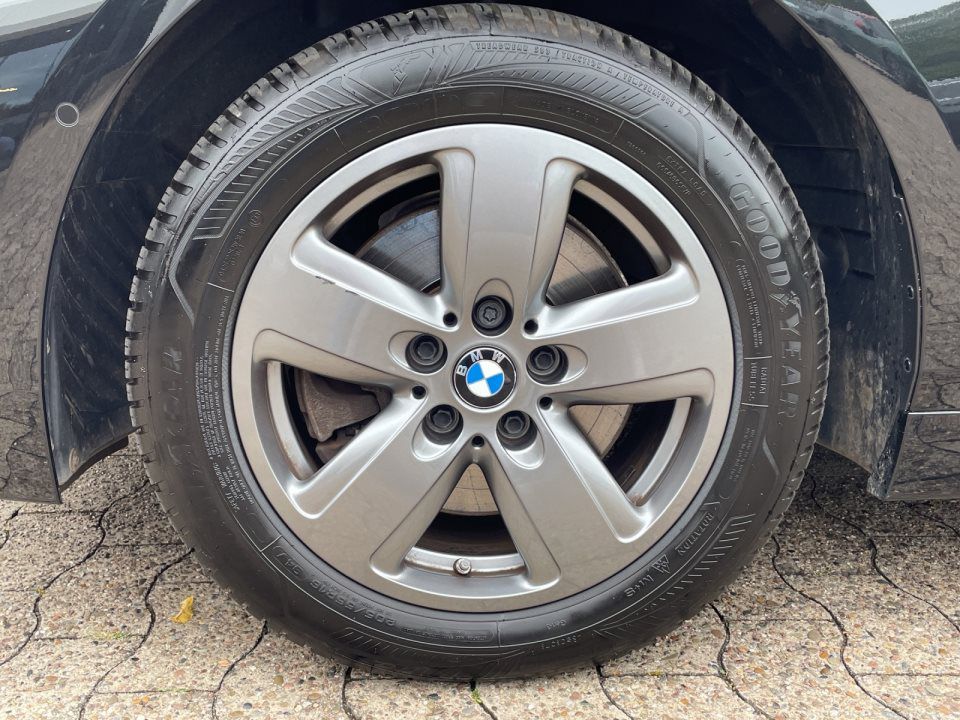 BMW 118