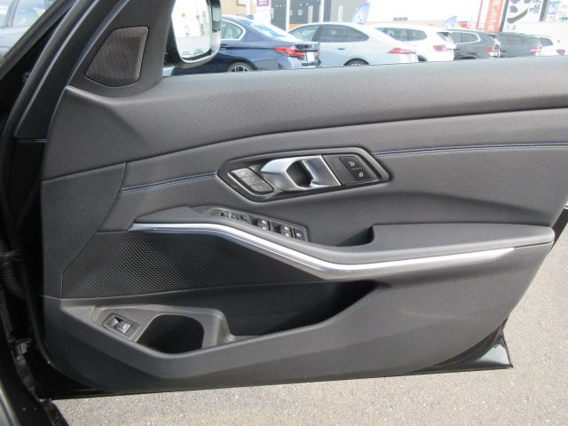 G21 320i Touring LCI RHD