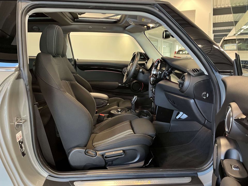 MINI Cooper SE