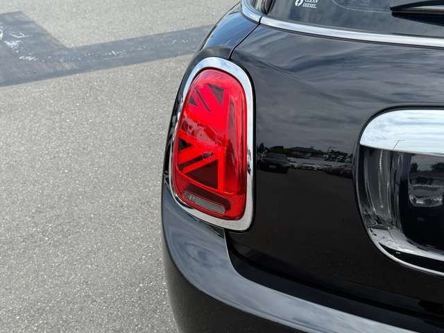 F55 COOPER D (AT)