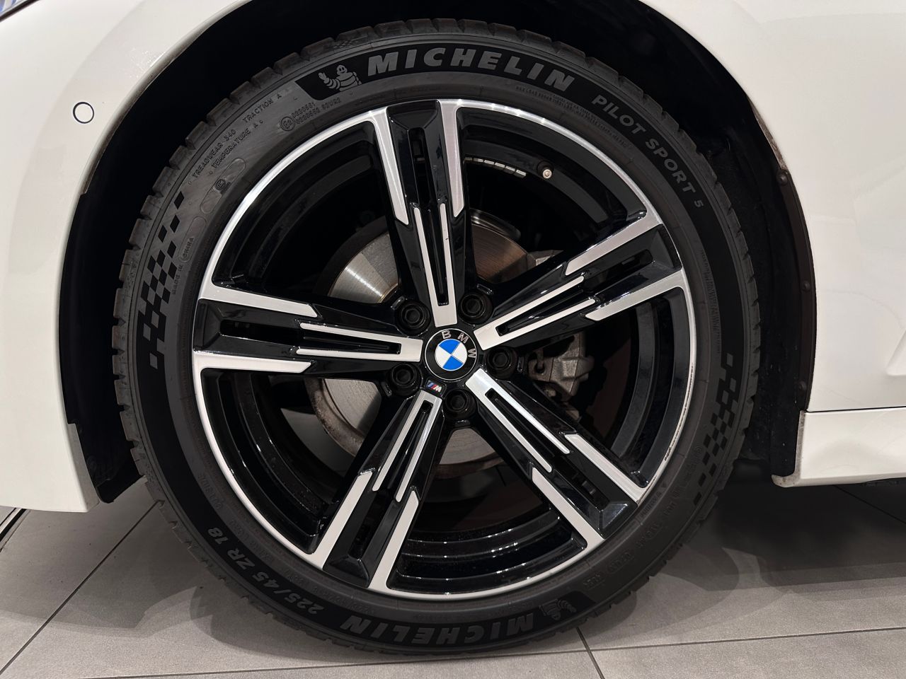 318i Touring RHD