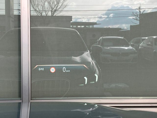 BMW i5 eDrive40 Sedan RHD