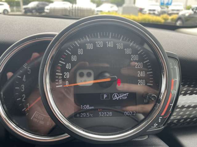 F56 COOPER S D(AT)