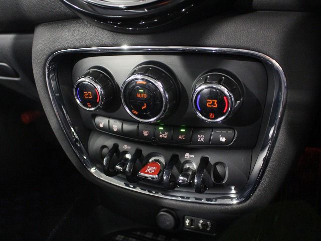 MINI CLUBMAN COOPER D