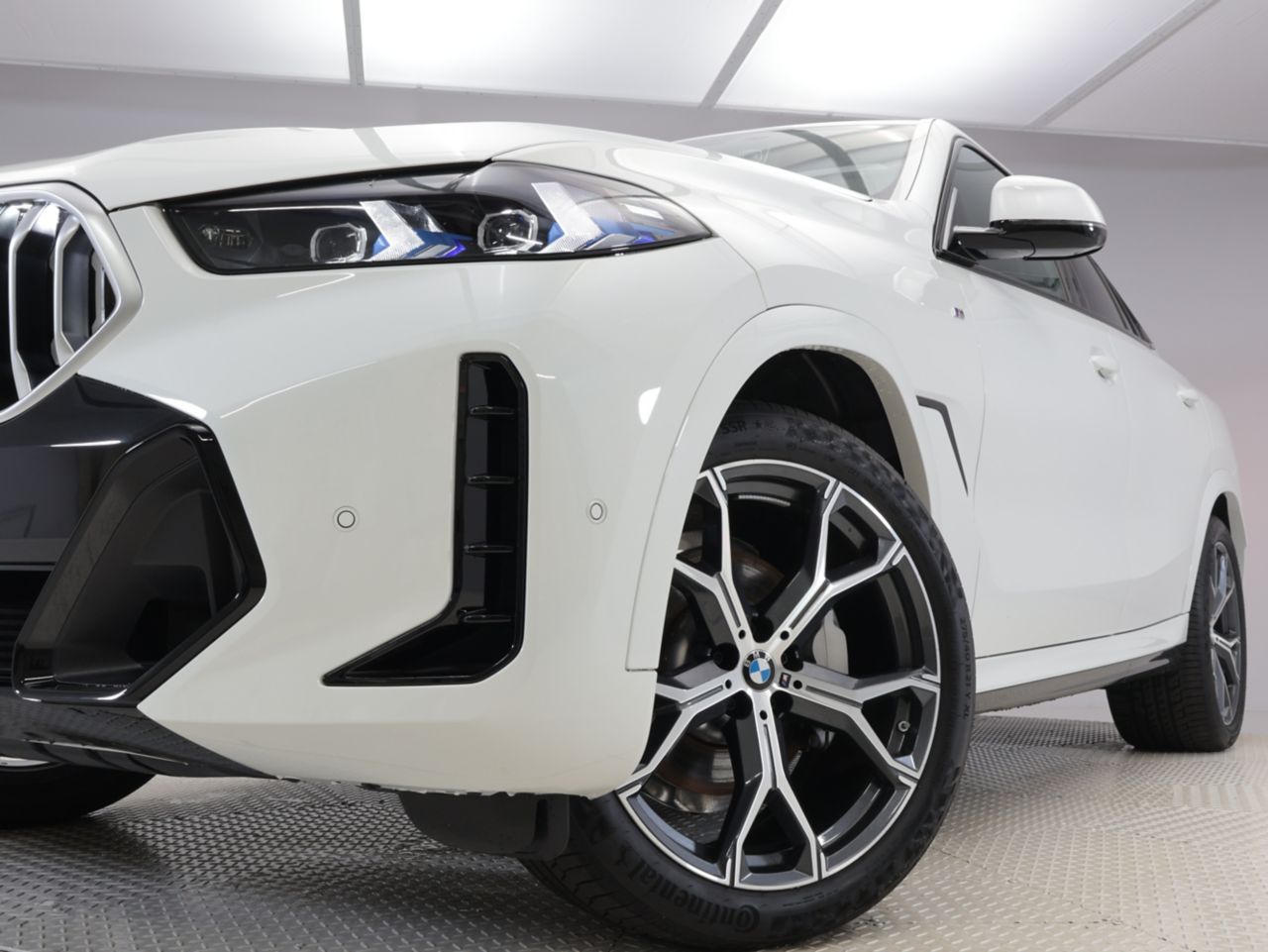 X6 xDrive30d M Sport RHD
