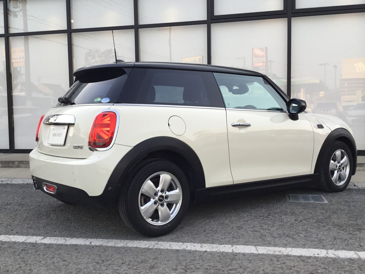 F56 MINI Cooper 3-Door Hatch LCI