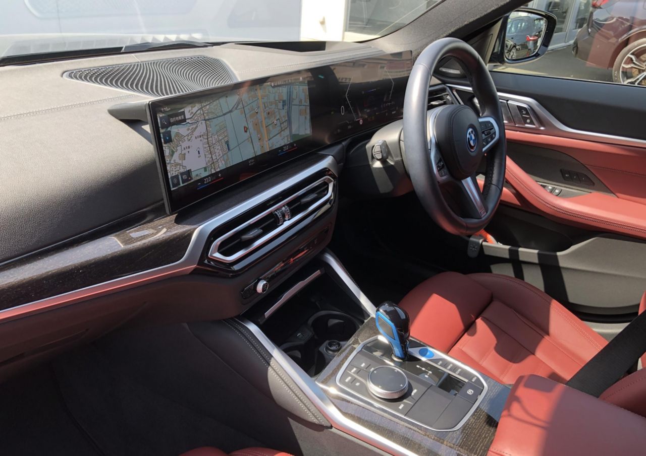 G26 i4 eDrive40 RHD