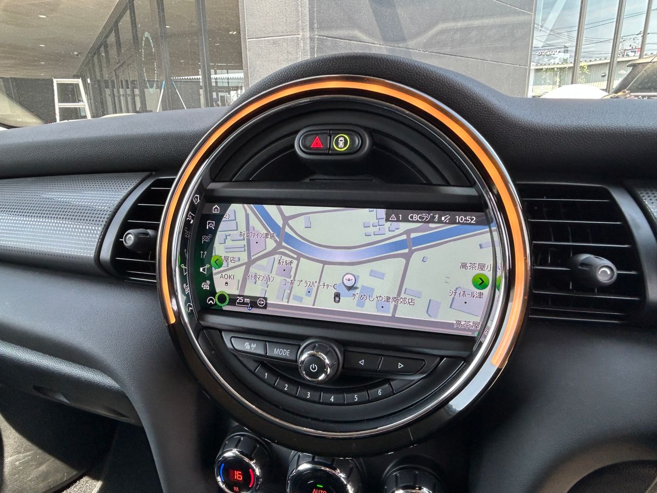 MINI F55 Cooper D 5dr Hatch LCI