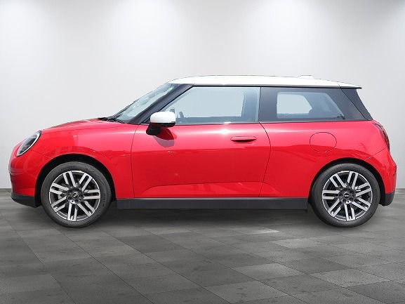 J01 MINI Cooper SE