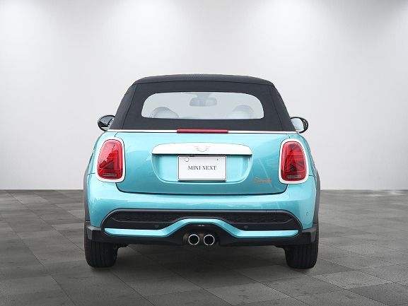 MINI Cooper S Convertible RHD