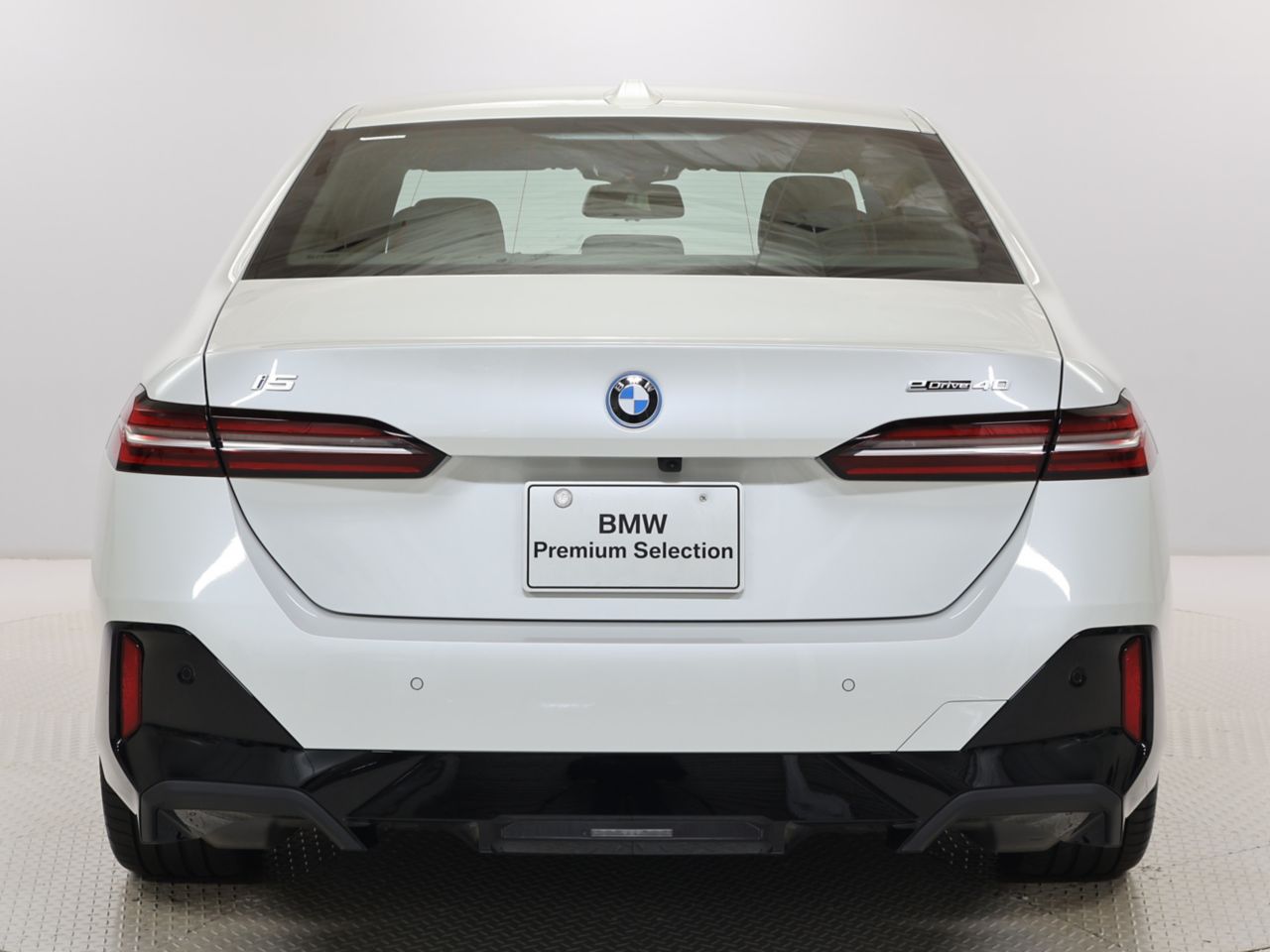 BMW i5 eDrive40 Sedan RHD