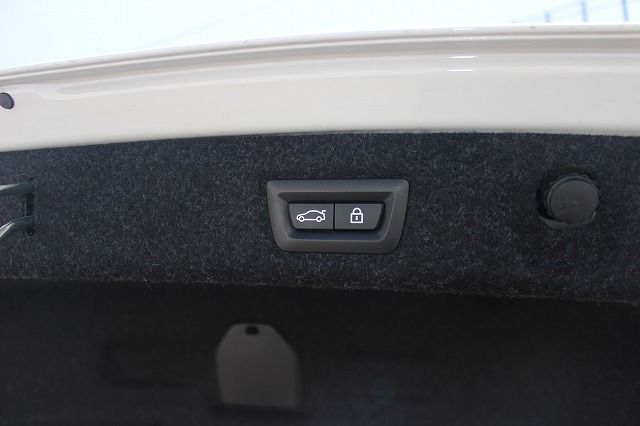 520i Sedan RHD
