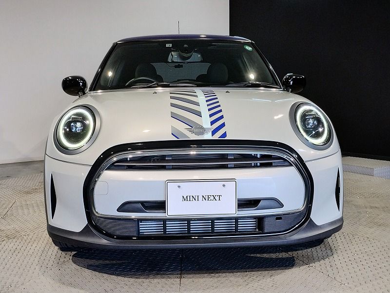 MINI Cooper F56 RHD