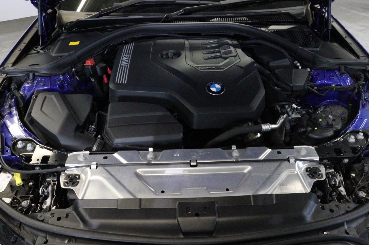 318i Touring RHD