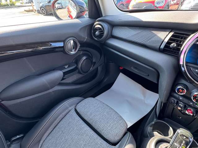 F55 MINI Cooper 5-Door Hatch LCI