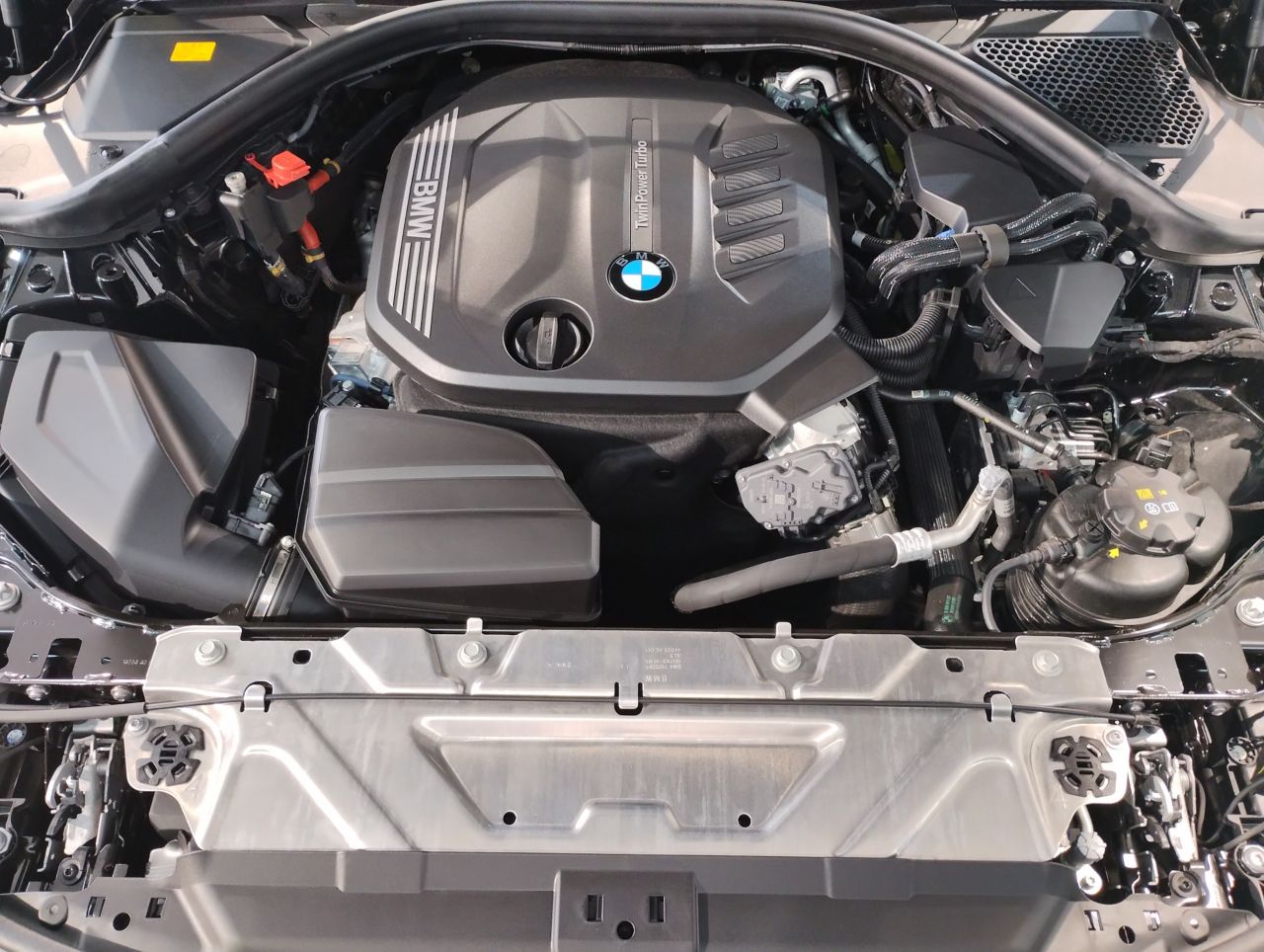 320d xDrive Berline RHD