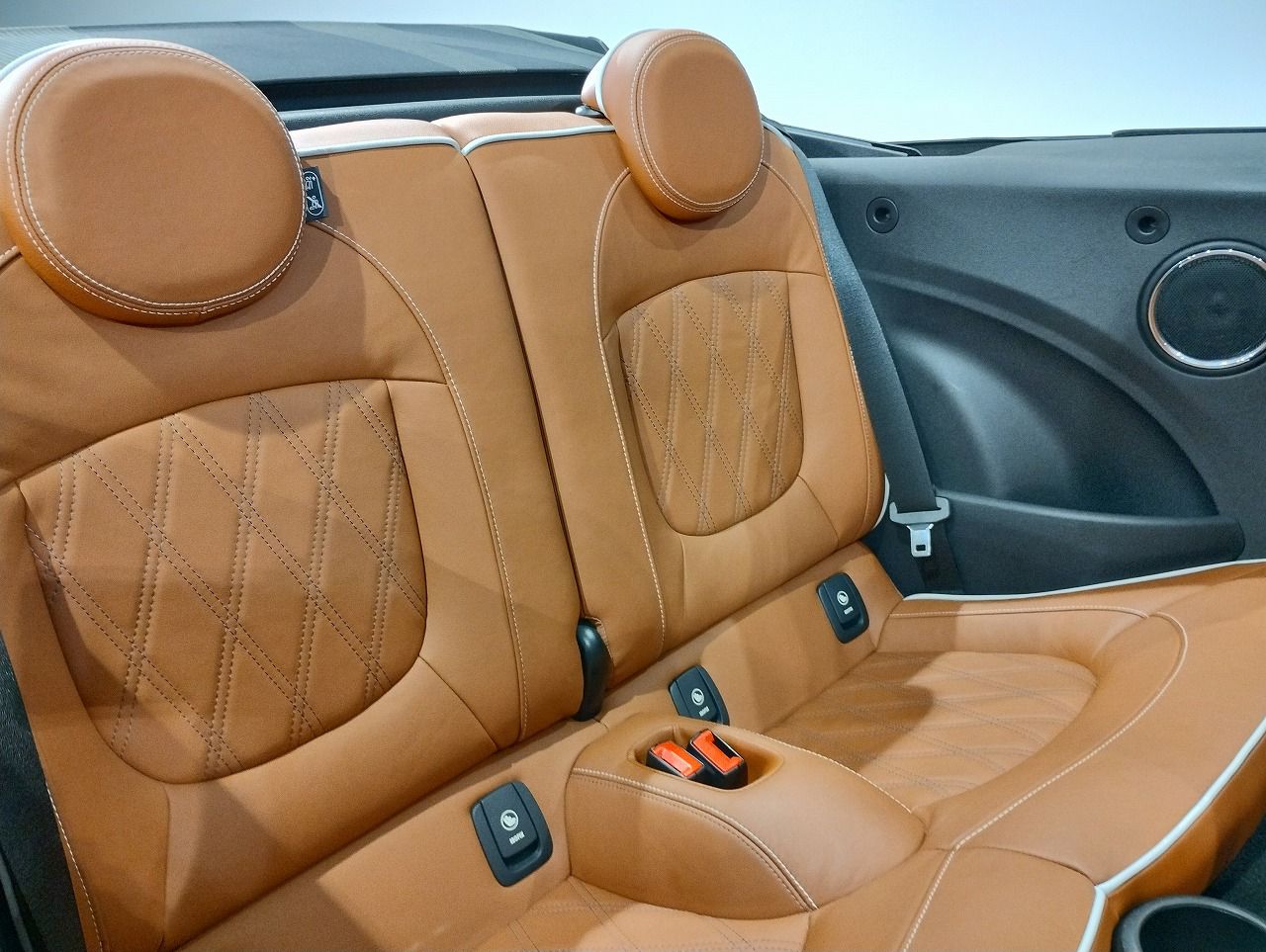 MINI CONVERTIBLE COOPER