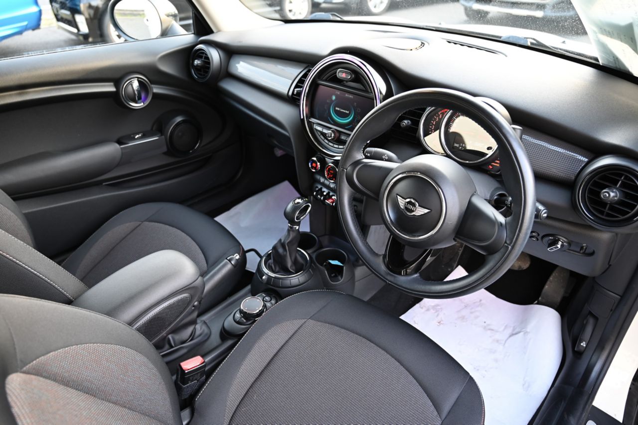 F56 MINI COOPER