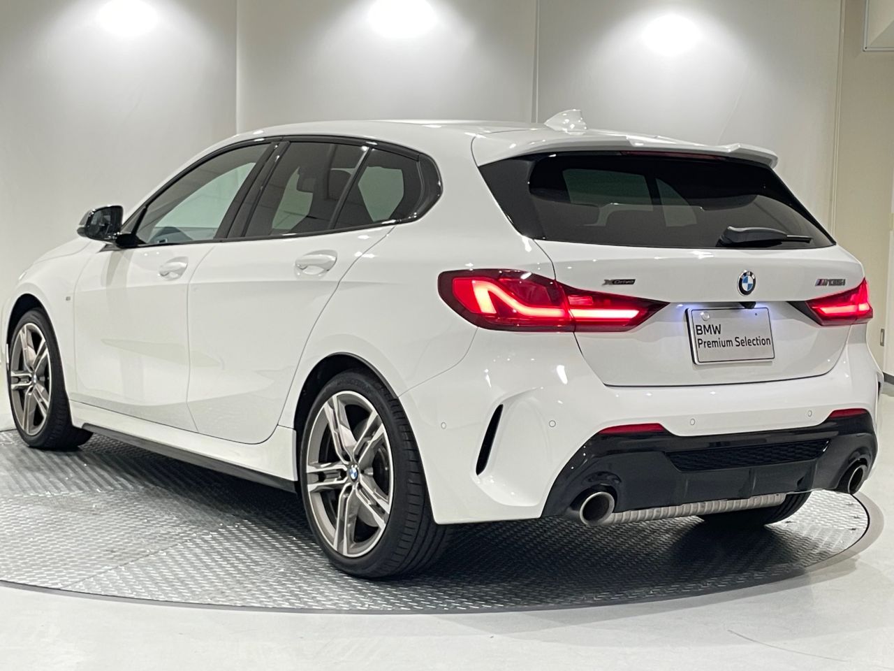 F40 M135i xDrive Sports Hatch 5-door B48 2.0i