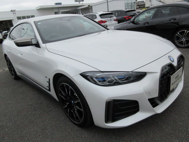 G26 i4 M50 RHD
