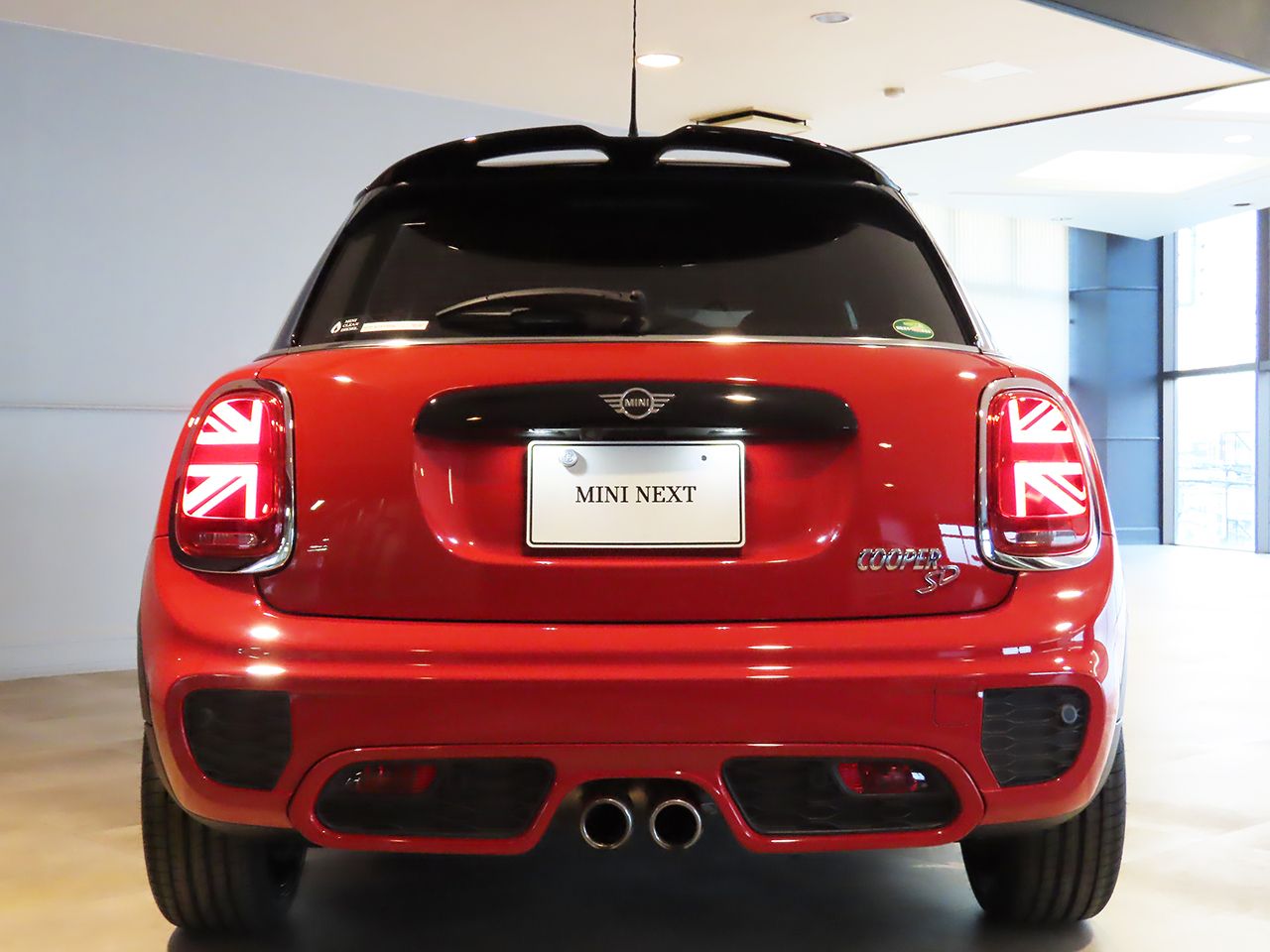 F55 COOPER S D(AT)