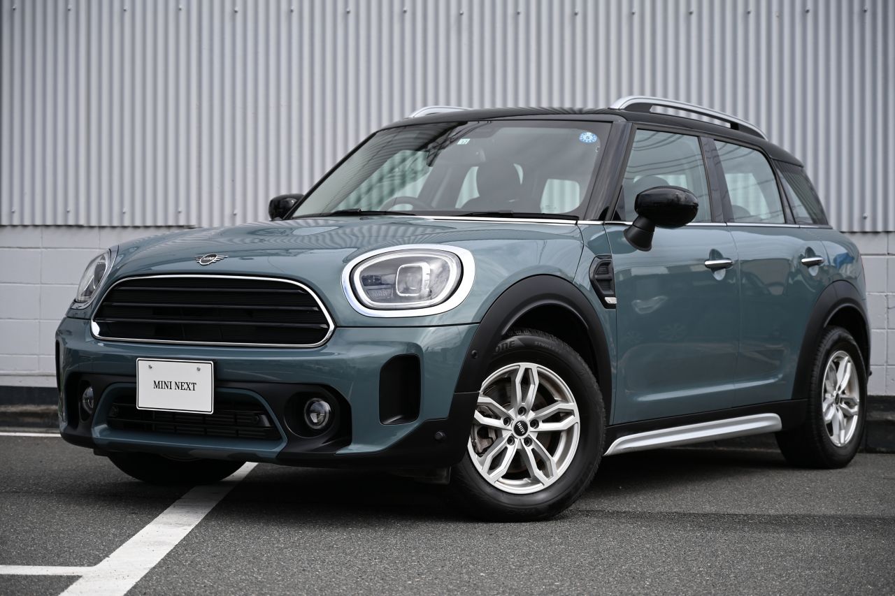 MINI COOPER D CROSSOVER.