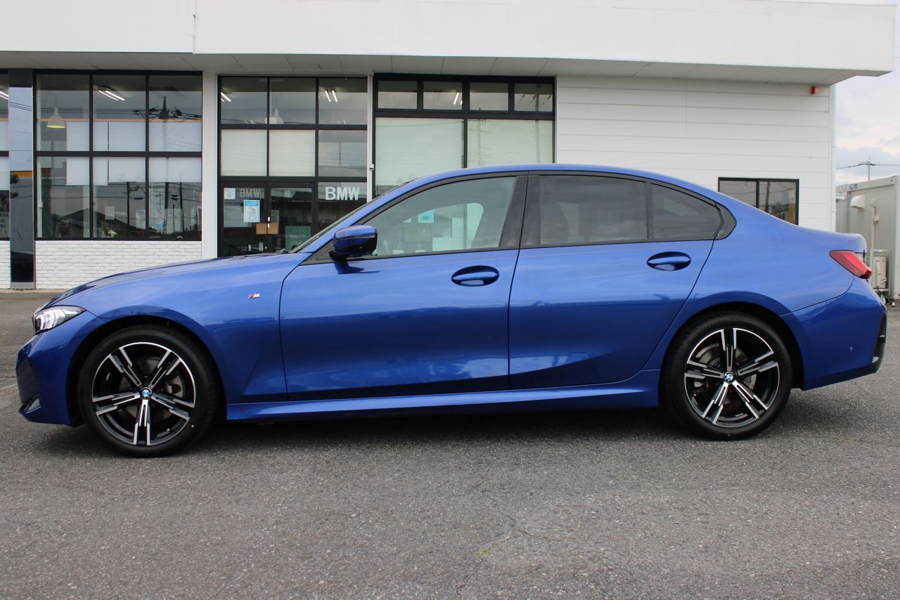 320d xDrive Berline RHD