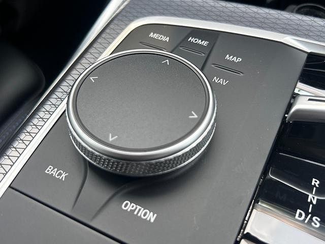 320d xDrive Berline RHD