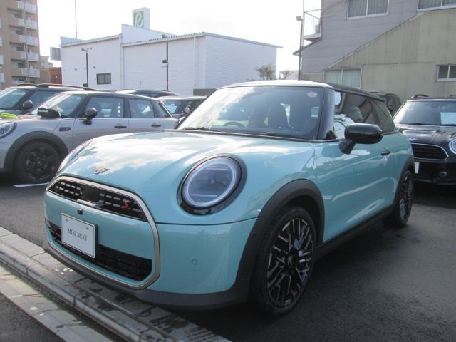F66 MINI Cooper S 3Dr